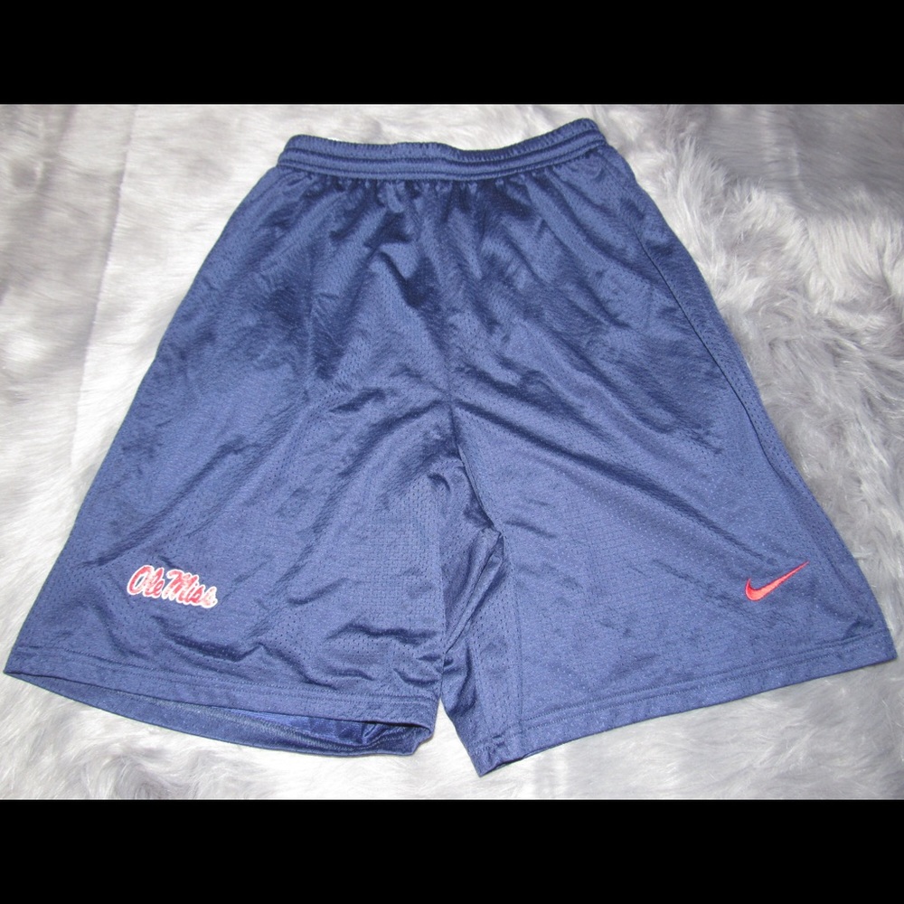 NWOT NIKE Navy Basketball Shorts